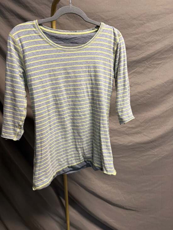 Lululemon Tops - Lululemon Reversible Cabin Long Sleeve Striped 3/4 Sleeve Top